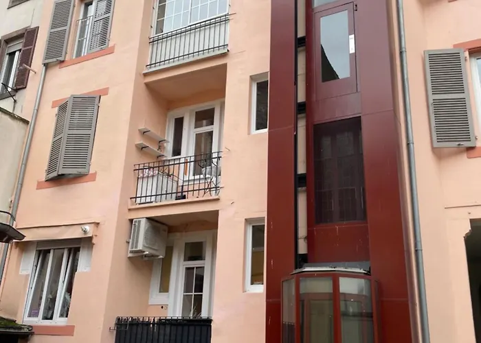 Апартаменты Le Patcho Confortable & Chaleureux , Idealement Situe Proche Centre Quartier Neustadt Tribunal, Contades