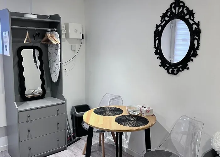 Le Patcho Confortable & Chaleureux , Idealement Situe Proche Centre Quartier Neustadt Tribunal, Contades Апартаменты *