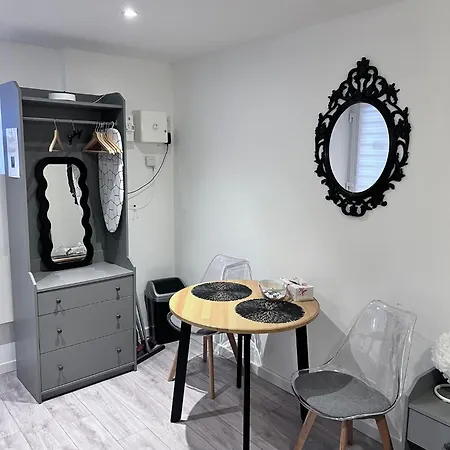 Le Patcho Confortable & Chaleureux , Idealement Situe Proche Centre Quartier Neustadt Tribunal, Contades Apartment *